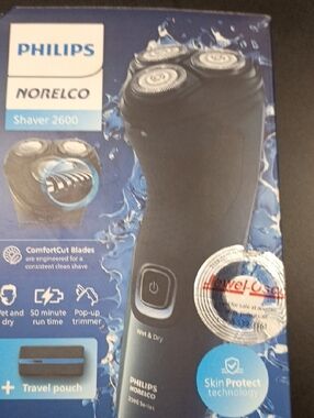 Philips Black and Blue Norelco Shaver 2600 Series